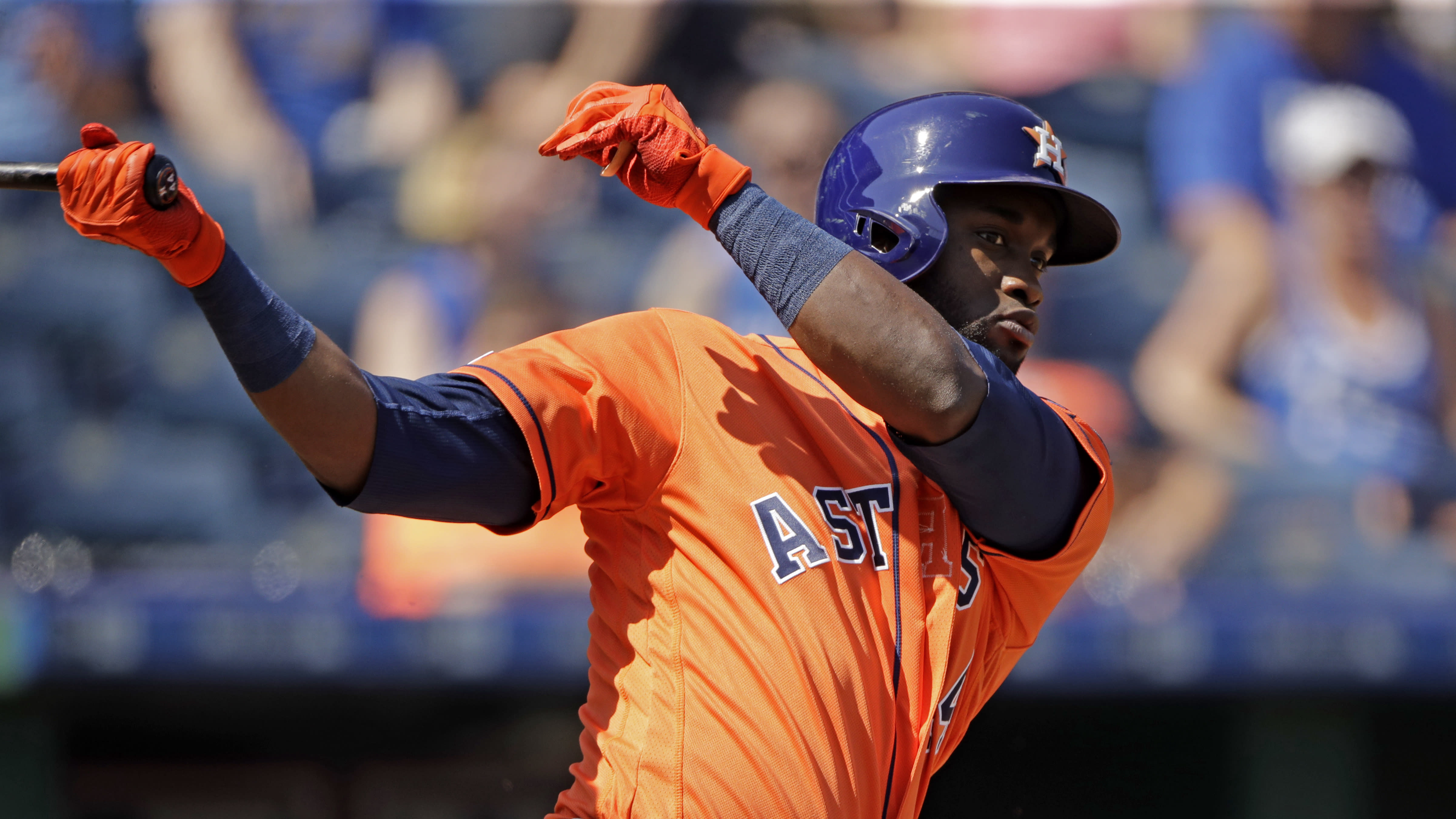 Astros activate Yordan Alvarez from IL