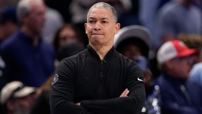 Yahoo Sports - The Los Angeles Clippers are reportedly pursuing a contract extension with head coach Tyronn Lue. Lue is expected to be targeted by other teams, including the Los Angeles