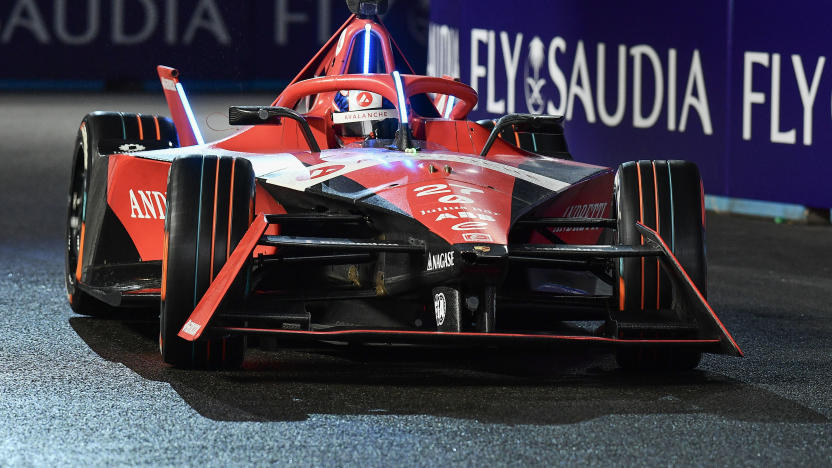 LONDON, ENGLAND - JULY 30: Jake Dennis of Great Britain and AVALANCHE ANDRETTI FORMULA E drives his car during the ABB FIA Formula E Championship - London E-Prix Round 16 - at the ExCel Arena on July 30, 2023 in London, England. (Photo by Vince Mignott/MB Media/Getty Images)