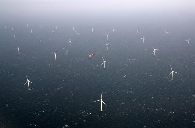 A view of Statoil's Dudgeon offshore wind farm near Great Yarmouth, Britain November 22, 2017. REUTERS/Darren Staples