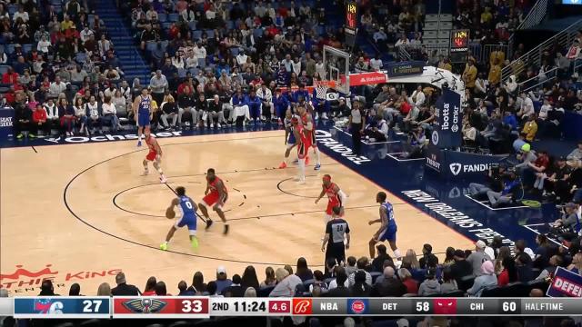 Tyrese Maxey with a 2-pointer vs the New Orleans Pelicans