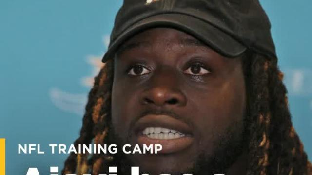 Dolphins running back Jay Ajayi diagnosed with concussion