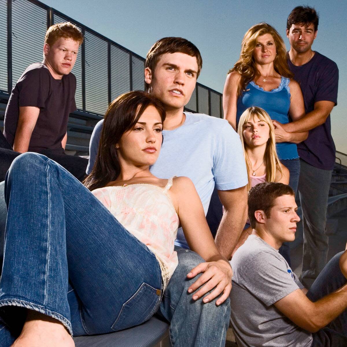 Friday Night Lights Cast Has A Virtual Reunion For A Good Cause