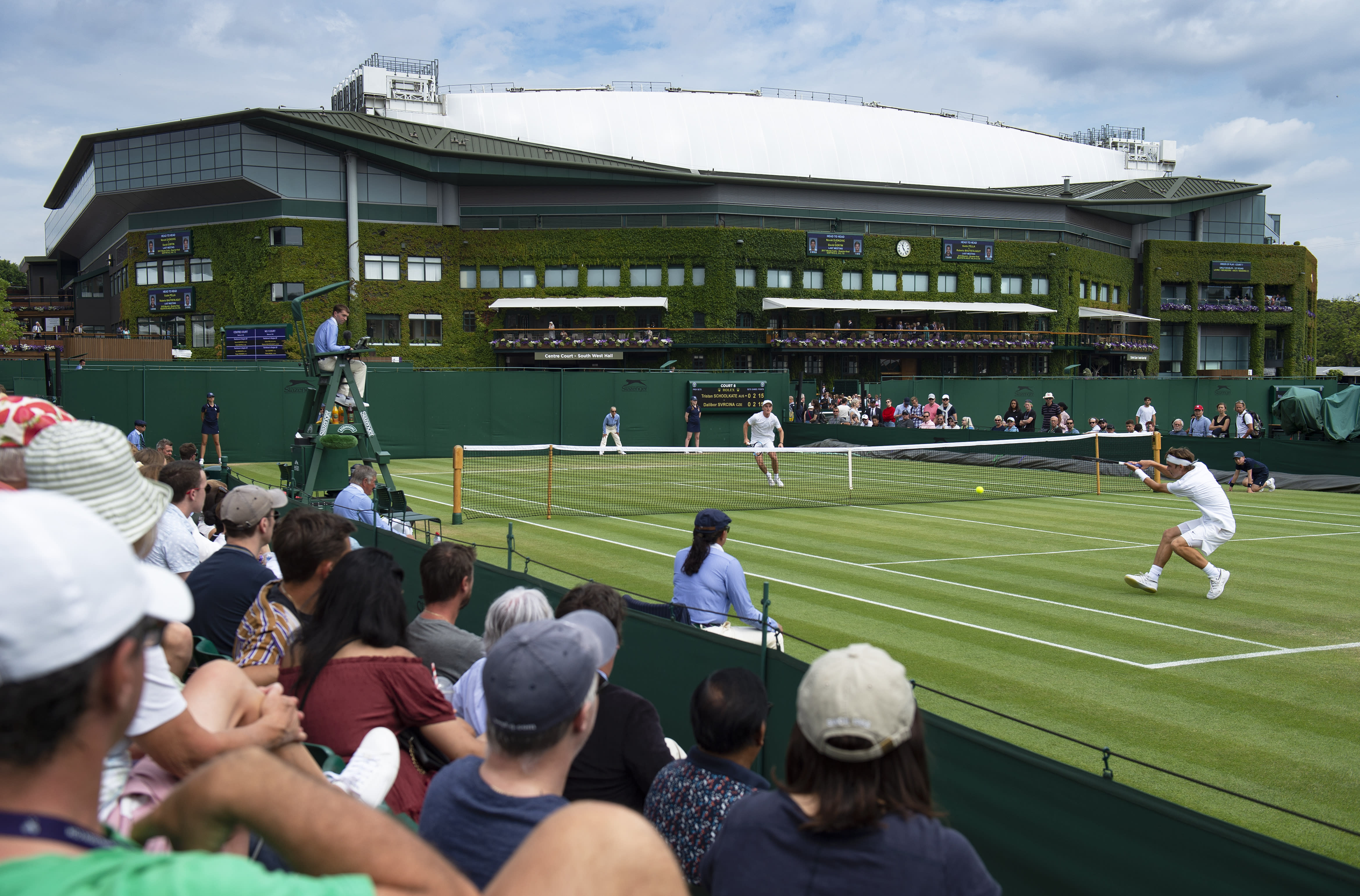 Wimbledon chair umpire switched in, plays doubles with ...