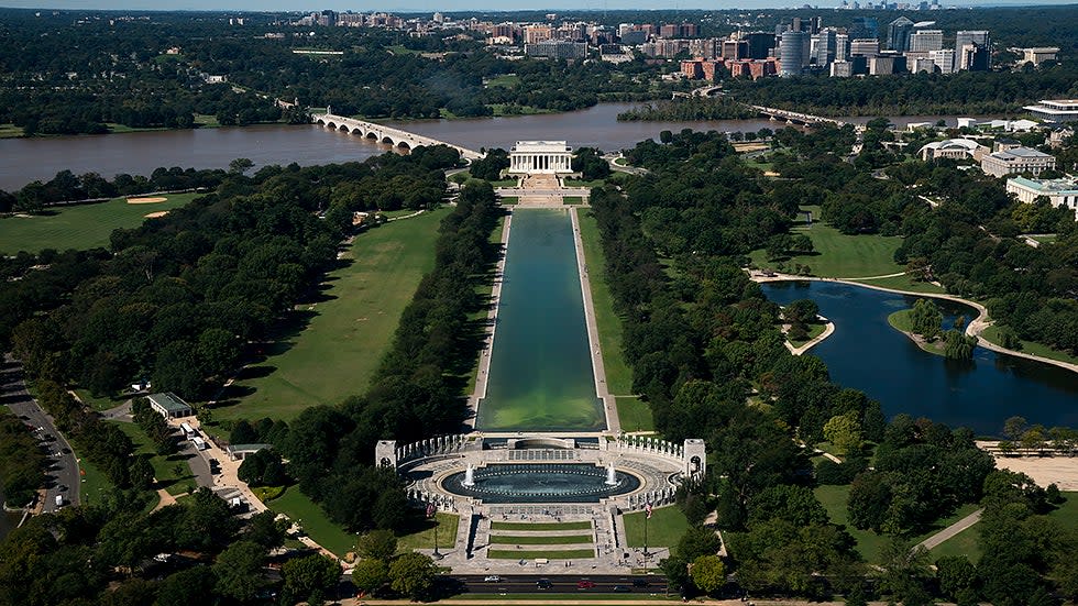 Потомак. Озеро Потомак. Национальный аквариум Washington DC.