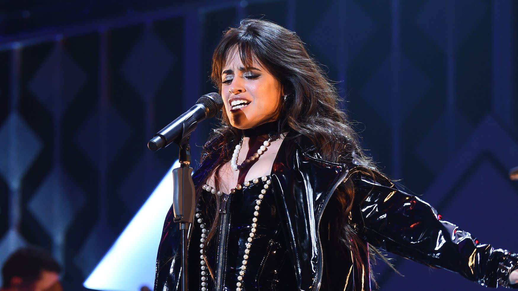 Camila Cabello Says She S Deeply Ashamed After Racist Remarks Resurface Online