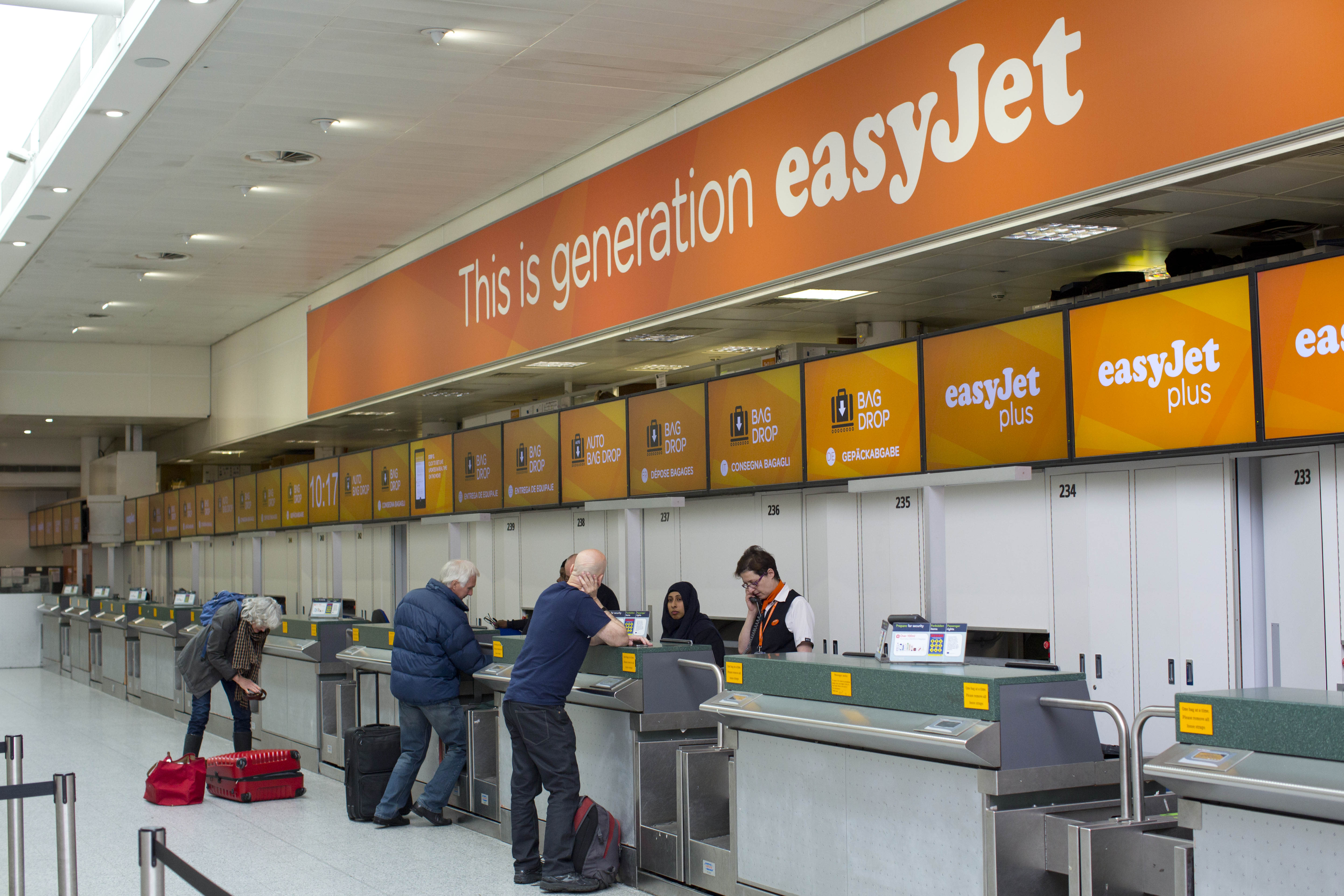 easyjet baggage drop