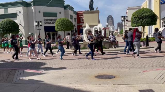 LHSAA state champion Bossier boys basketball honored with parade