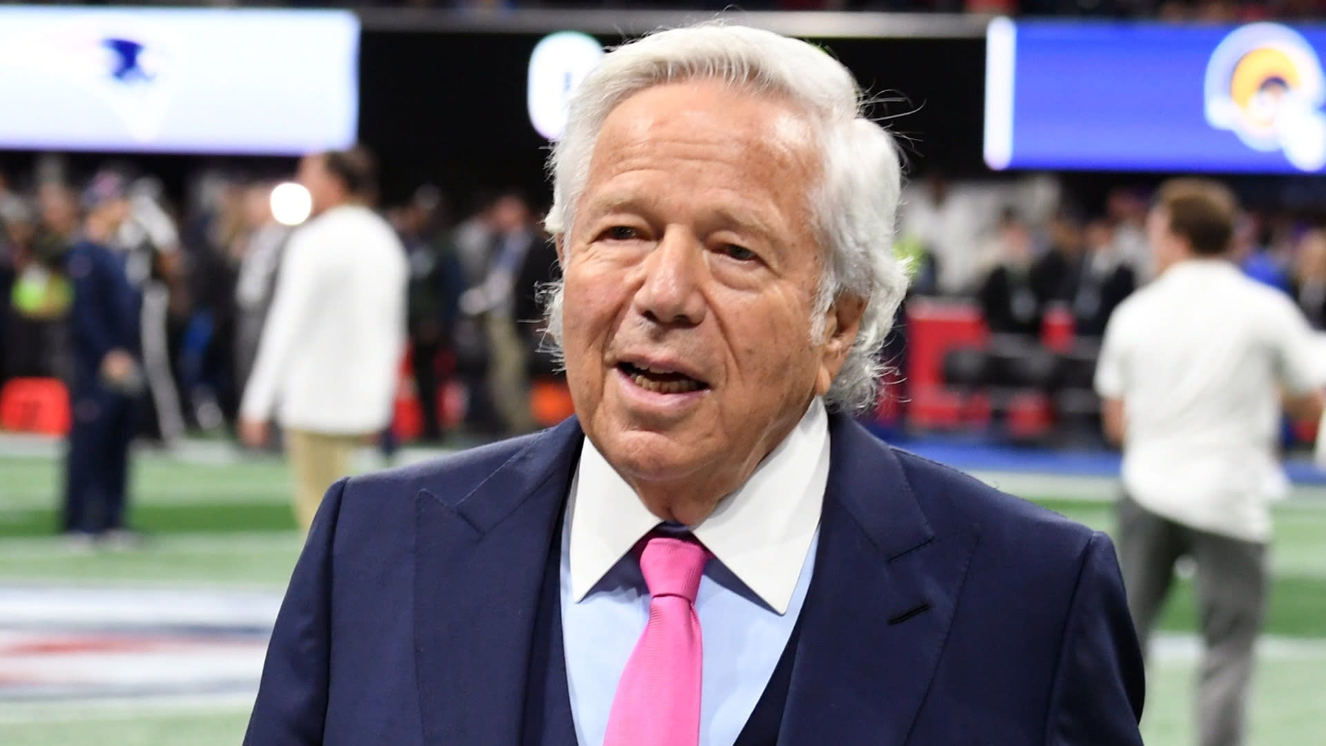 Patriots owner Robert Kraft flashed Super Bowl ring at officer after  alleged solicitation, prosecutors say