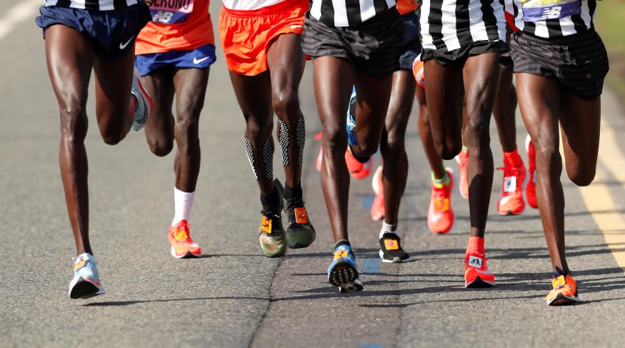 Athletics - London Marathon - London, Britain - April 22, 2018   General view of runners during the men's elite race   REUTERS/Andrew Boyers