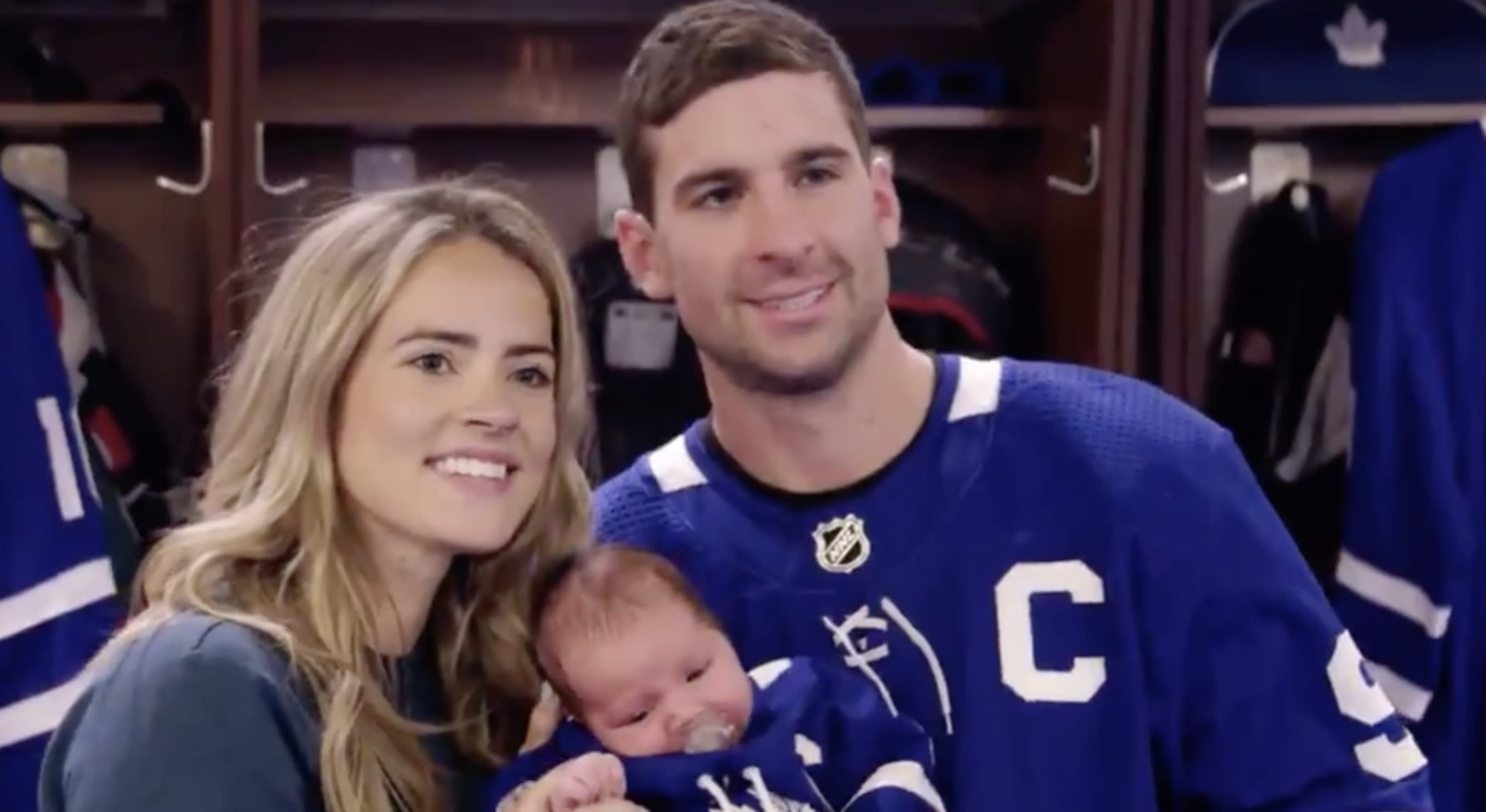 John Tavares' family surprises him with Leafs captaincy news