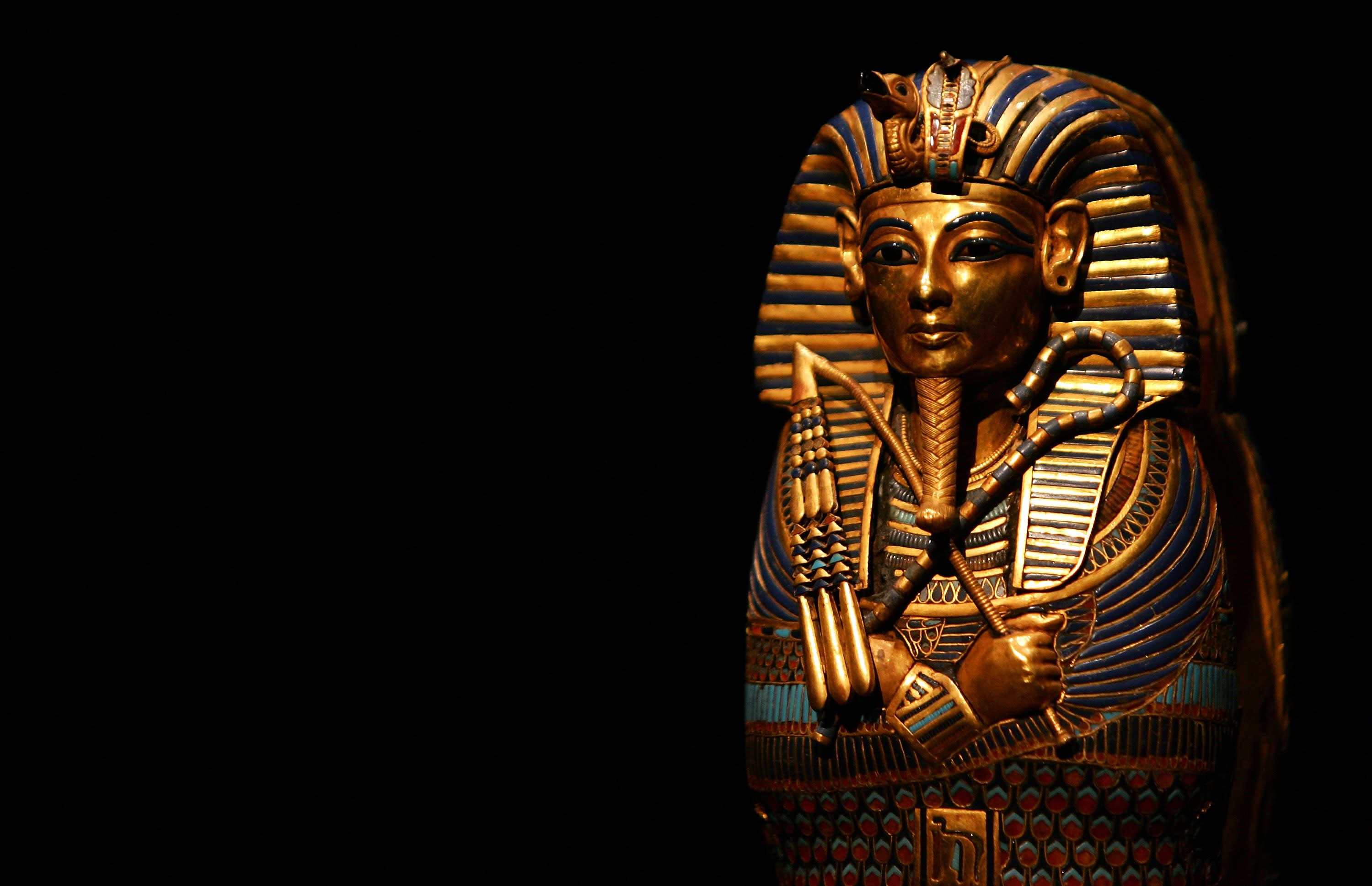 Ancient Egyptian Artifacts From King Tut’s Tomb Shown For