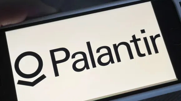 Palantir isn't the 'cutting-edge' AI play it aims to be: Analyst