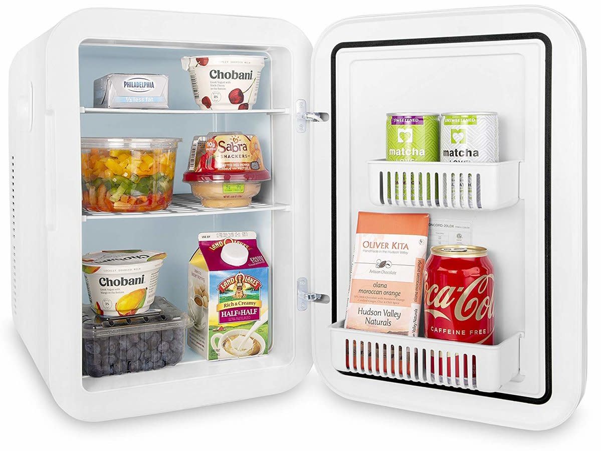 7 TopRated Mini Fridges For Small Spaces