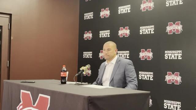 Zach Arnett honors Mike Leach, discusses Mississippi State football 2023 signing class