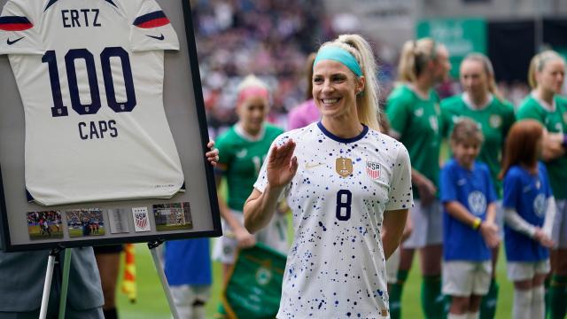 Julie Ertz’ return to the USWNT is old hat … with some new tricks