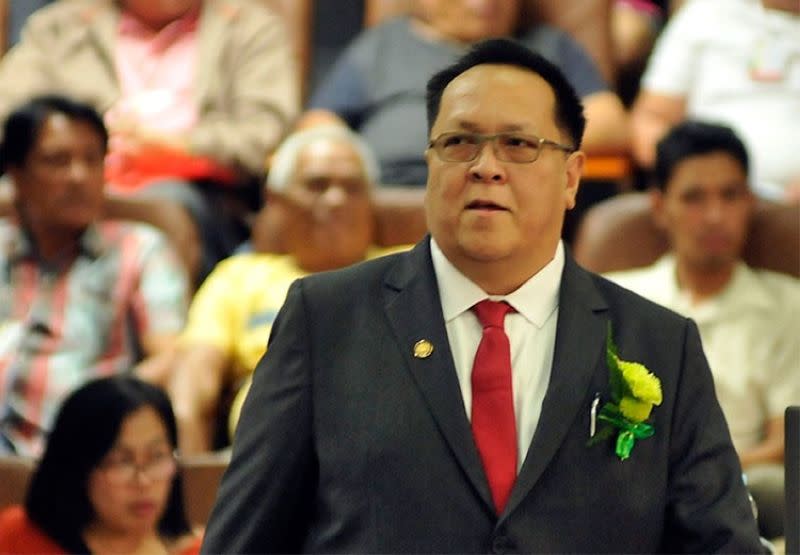 Ex Councilor James Cuenco To Replace Dad In City Council