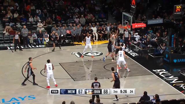 Royce O’Neale with a block vs the Memphis Grizzlies