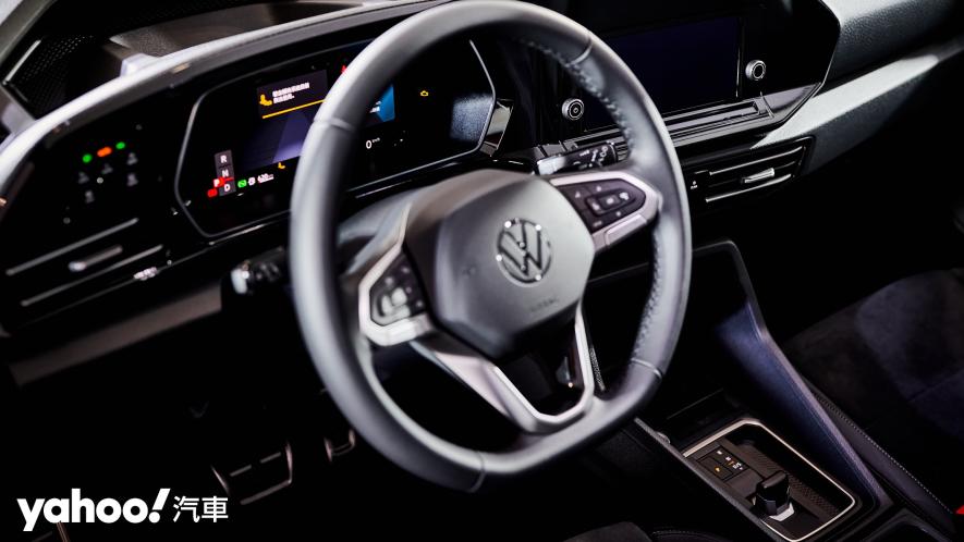 新世代Volkswagen內裝架構也同樣應用於第五代Caddy Maxi。 - 12