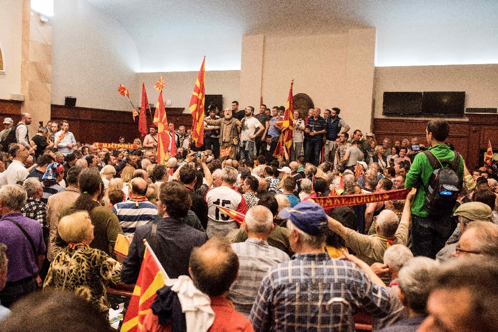 Violence erupts as protesters storm Macedonia parliament