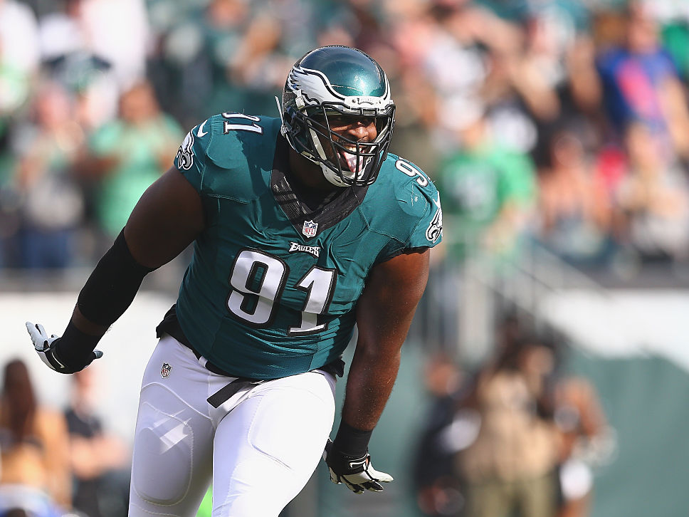 Fletcher Cox's Super Bowl Outfit Delivers High-Shine Metallics in Suit – WWD