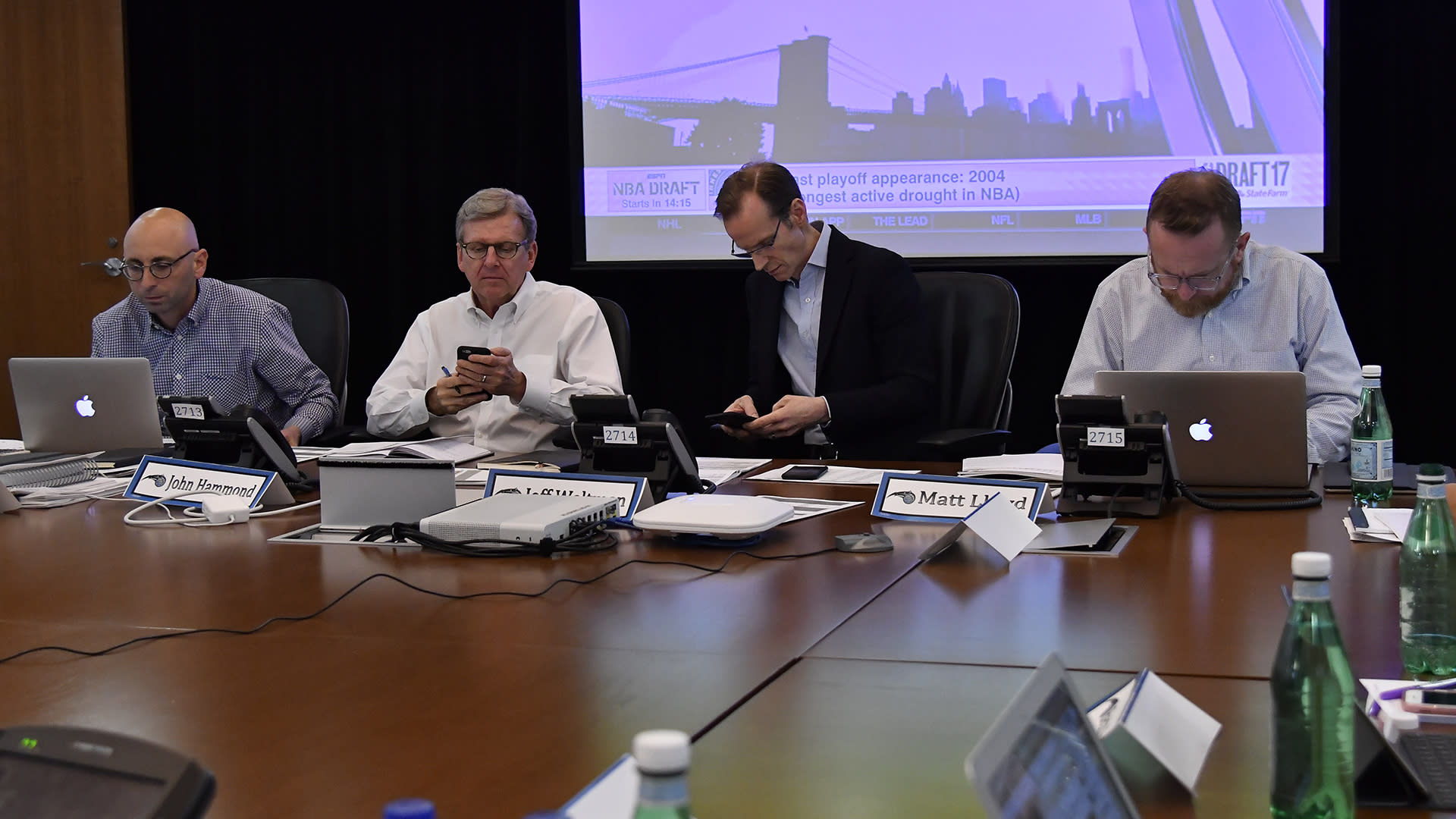What is a NBA Draft war room like in the last 24 hours?