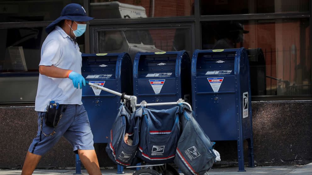 Family says USPS lost veteran&#39;s remains