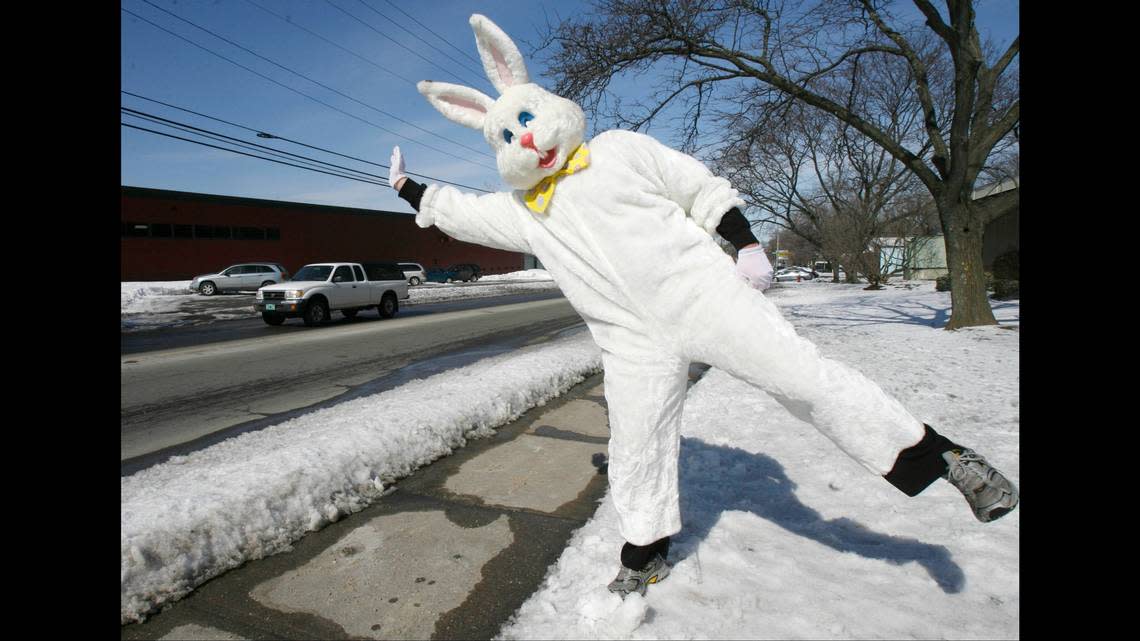 Parent in bunny suit hands out condom-filled Easter eggs at Texas elementary sch..