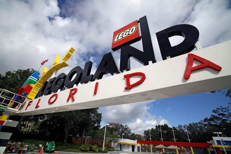 Peppa Pig Theme Park Set For Legoland Florida Resort In 22