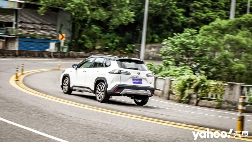 2022 Toyota Corolla Cross Hybrid GR Sport山道試駕！跨界本色就該如此！ - 15