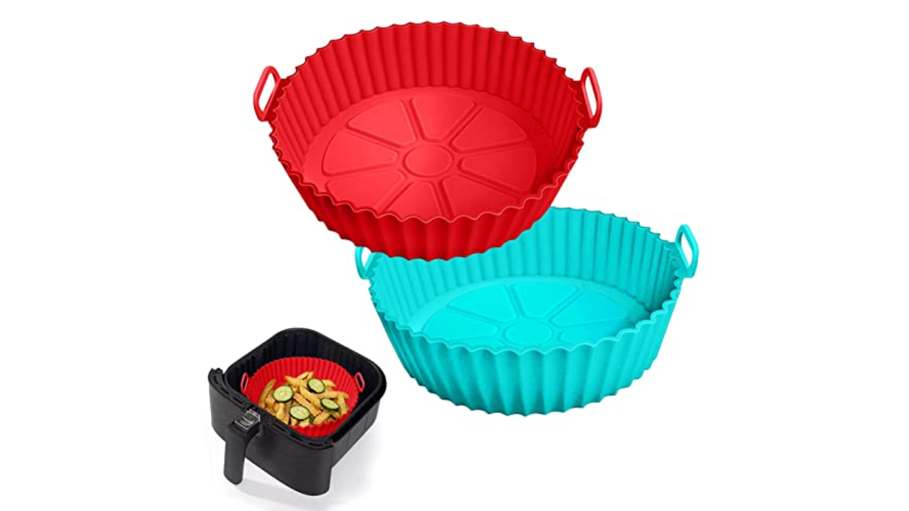 The Silicone Kitchen Air Fryer Liner Silicone Pot Basket with Air Fryer Magnet Cheat Sheet