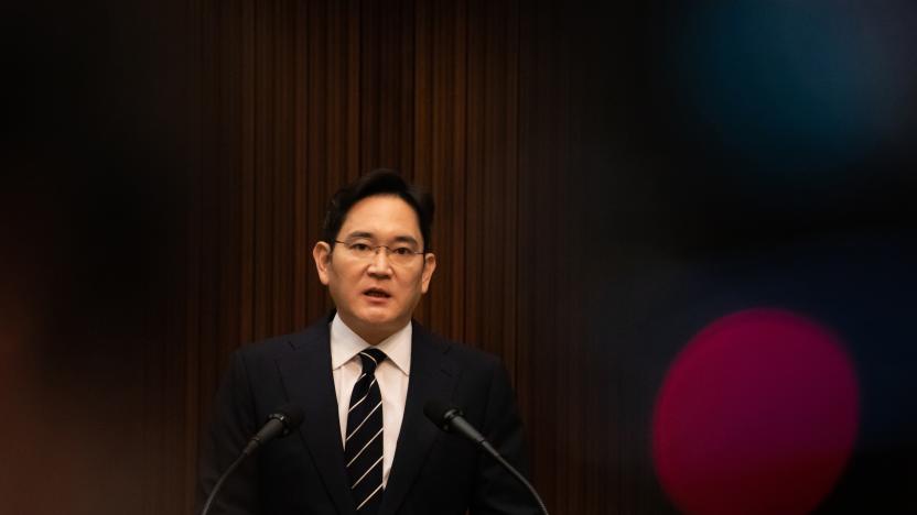SEOUL, SOUTH KOREA - MAY 6: Jay Y. Lee, Vice Chairman of Samsung Electronics, holds a press conference at the company's headquarters in Seoul, South Korea, on May 6, 2020. LeeÂ apologized, after aÂ recommendation byÂ Samsungs new compliance committee, over problems in succession and labor union controversy. (Photo by Bloomberg/SeongJoon Cho/Pool/Anadolu Agency via Getty Images)