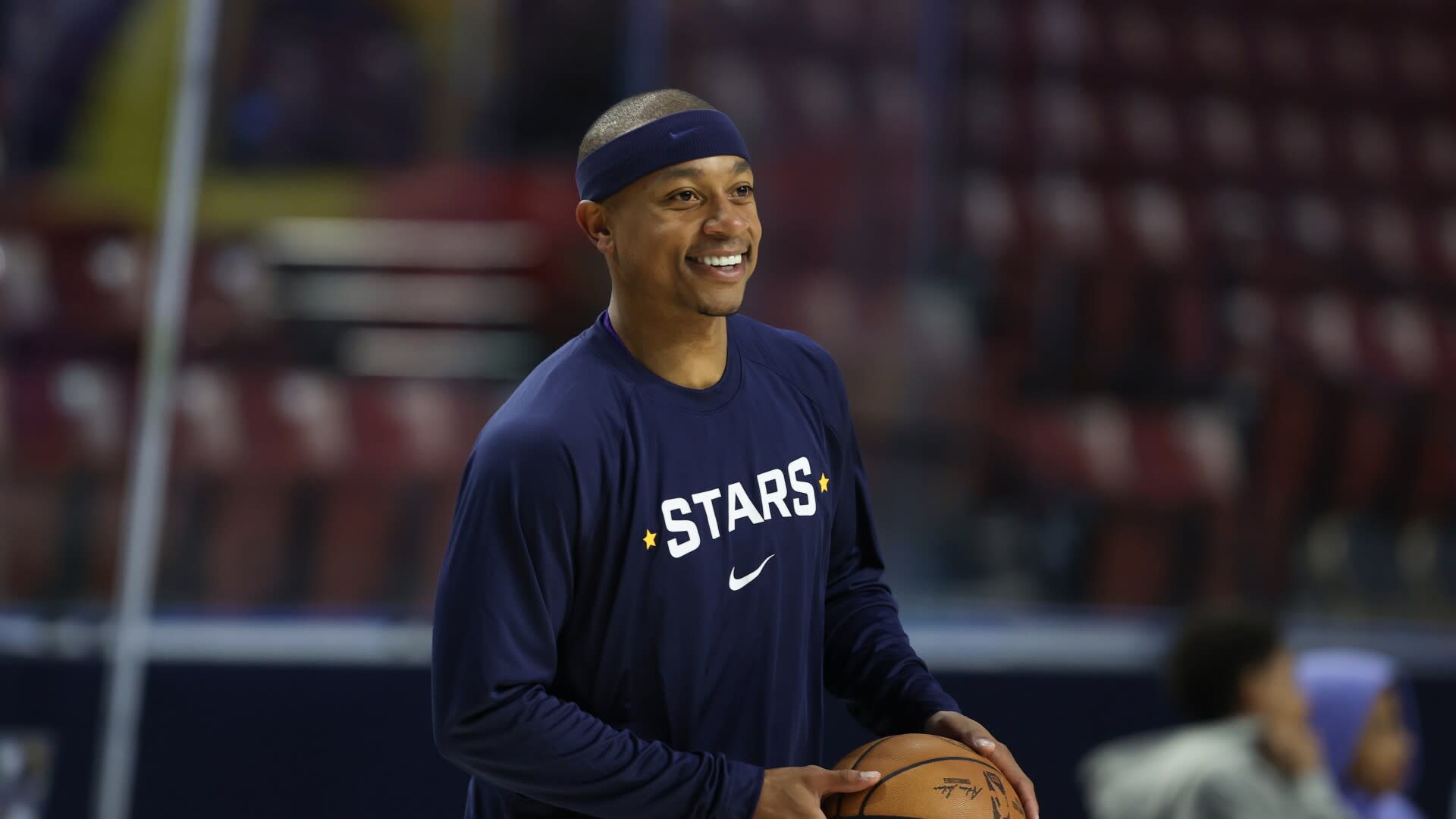 Isaiah Thomas reportedly to sign with Suns on 10-day contract