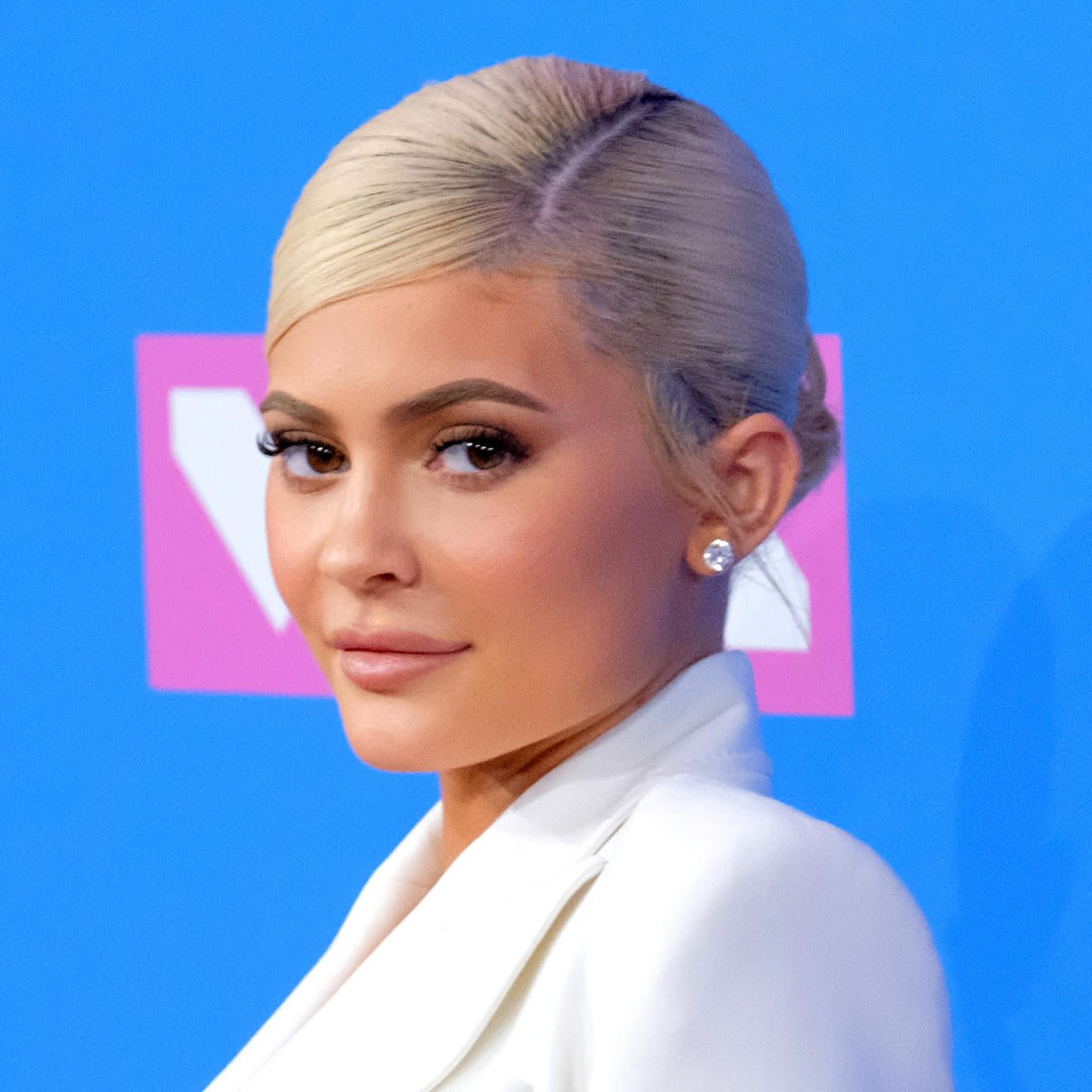 You Gotta See Kylie Jenner's New Icy Blue Hair