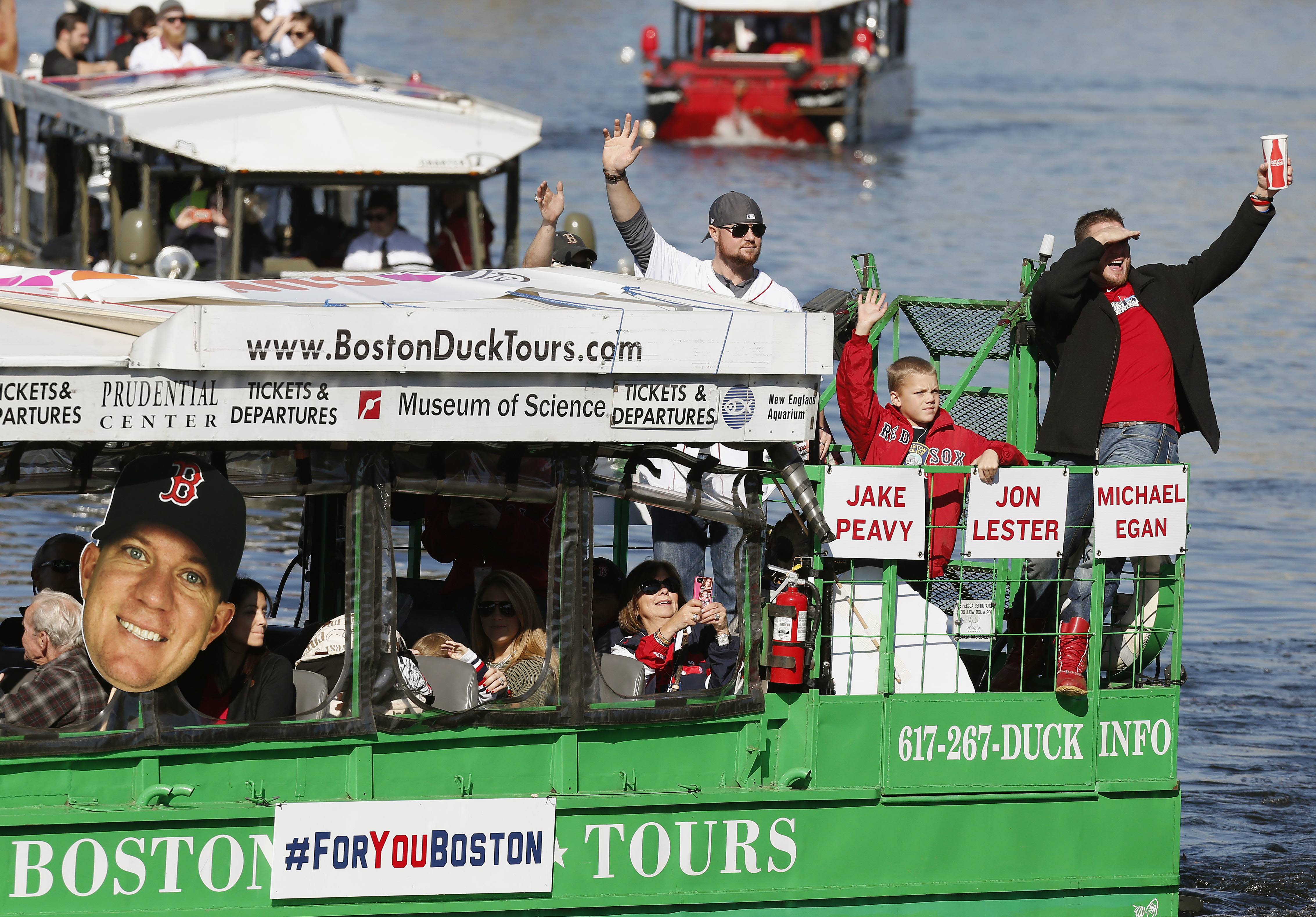 Red Sox pitcher Peavy buys duck boat after parade