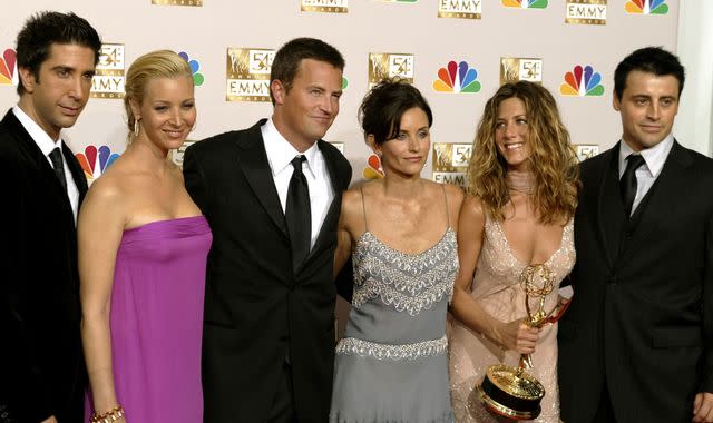 Friends reunion episode to air later this month on HBO ...