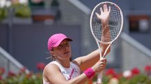 Swiatek cruises into Madrid Open quarter-finals