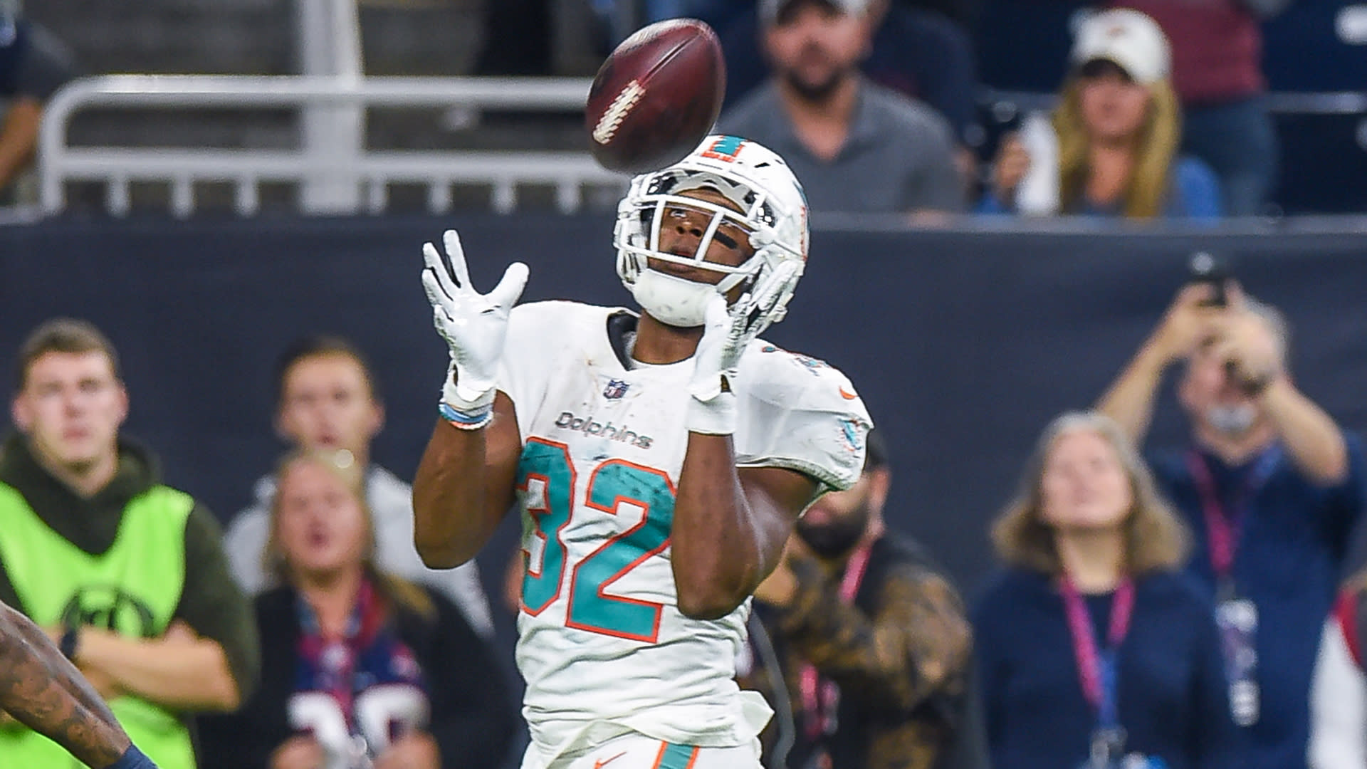 Dolphins have no reason to underutilize Kenyan Drake (again) in