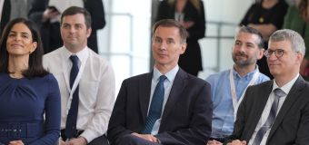 
Hunt gathers executives to pitch for London Listings