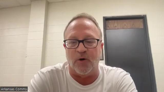 WATCH: Arkansas women's basketball coach Mike Neighbors recaps road loss to LSU