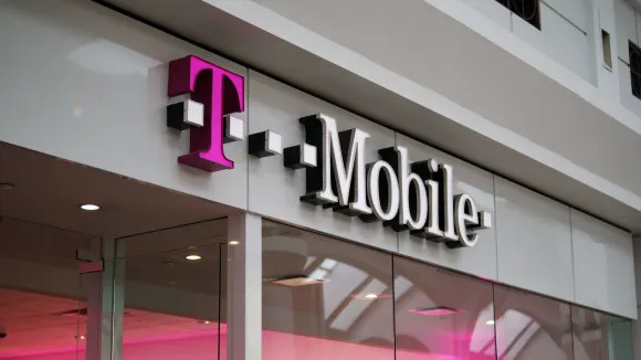 Momentum is 'on our side’ going into AI era: T-Mobile CEO