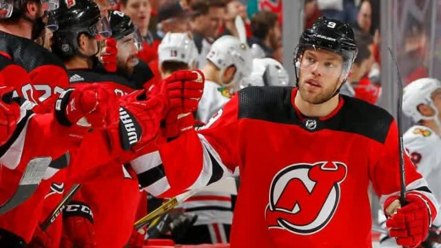 Hall extends scoring-streak to 19, Devils beat Canadiens 6-4