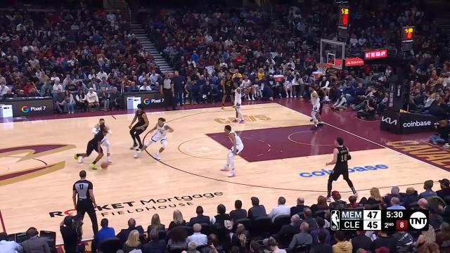 Jarrett Allen with a dunk vs the Memphis Grizzlies