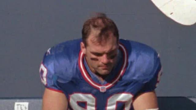 Ex-NFL LB turns down Montana Football Hall of Fame nod because of concussions