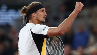 BBC - Alexander Zverev defeats Holger Rune at 01:40 local time in Paris to reach the French Open quarter-finals with a thrilling five-set