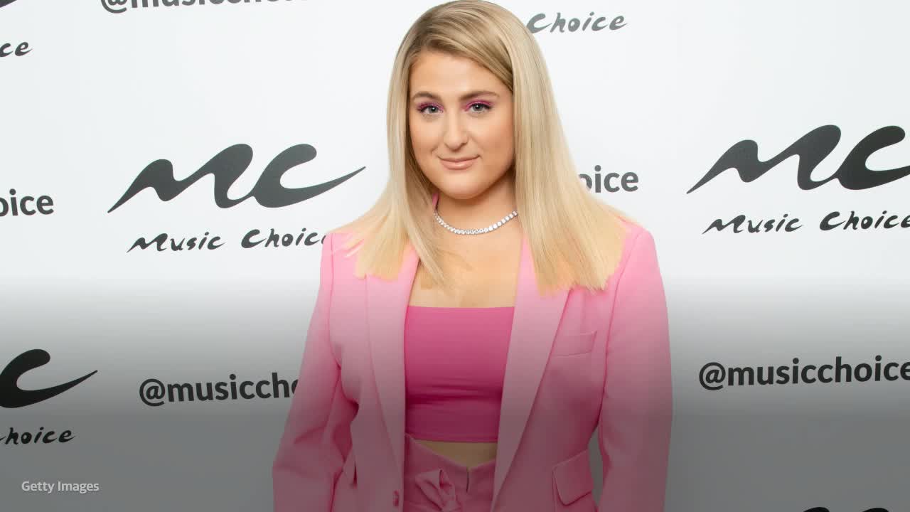 Meghan Trainor Recalls Her First Panic Attack: I Felt Like I Was Going To  Pass Out On Live Television