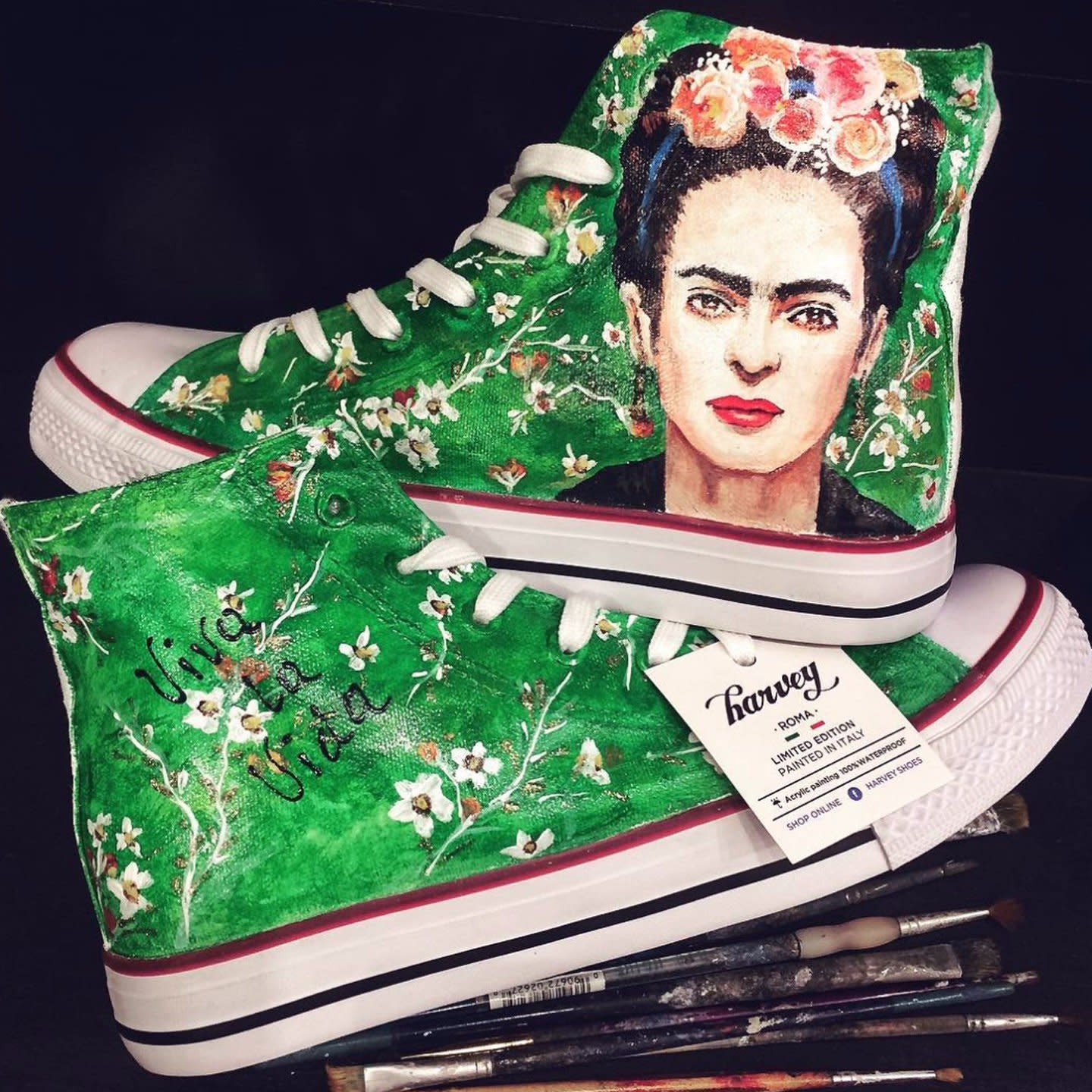 frida kahlo converse shoes