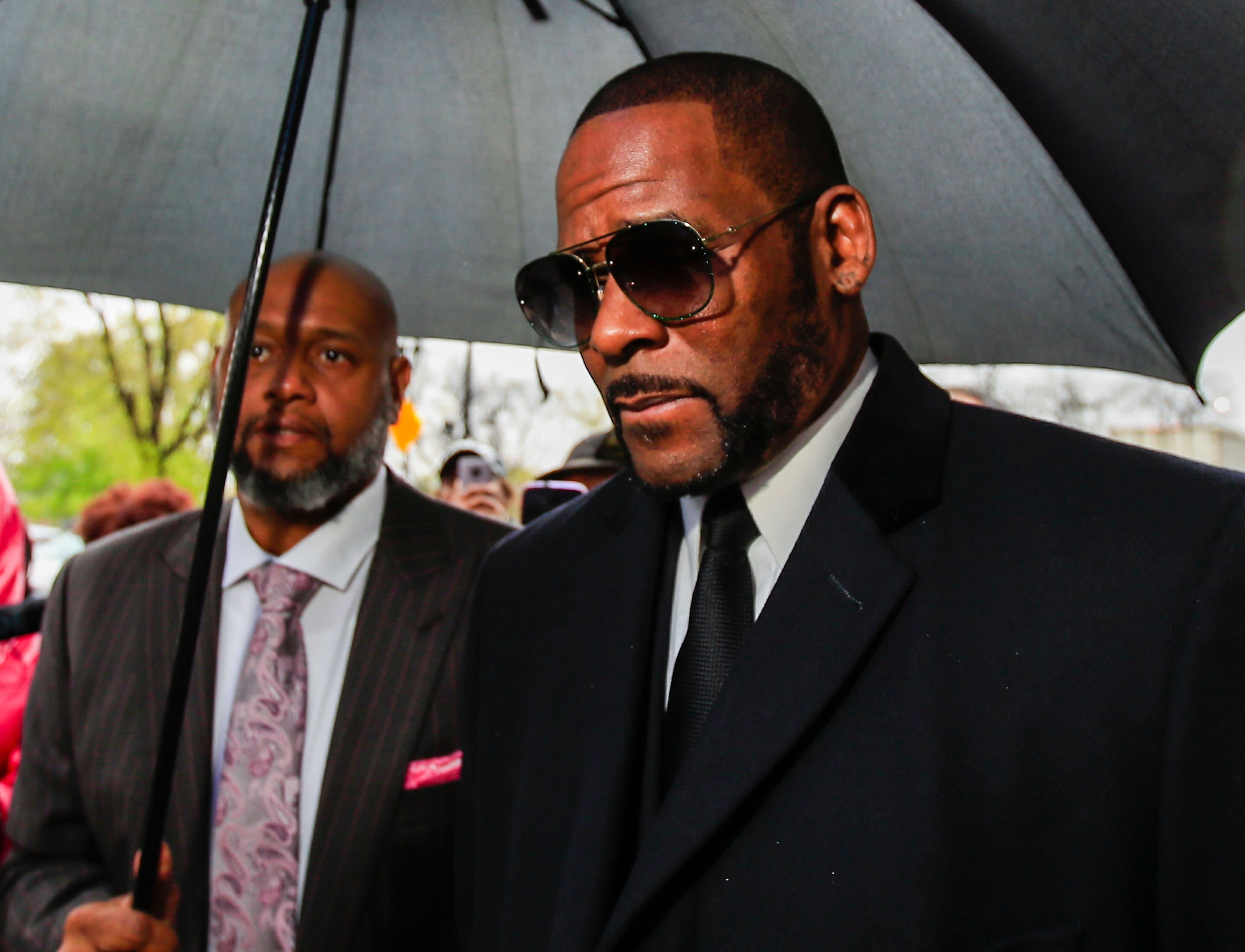 R Kelly Arrested On Federal Sex Trafficking Charges