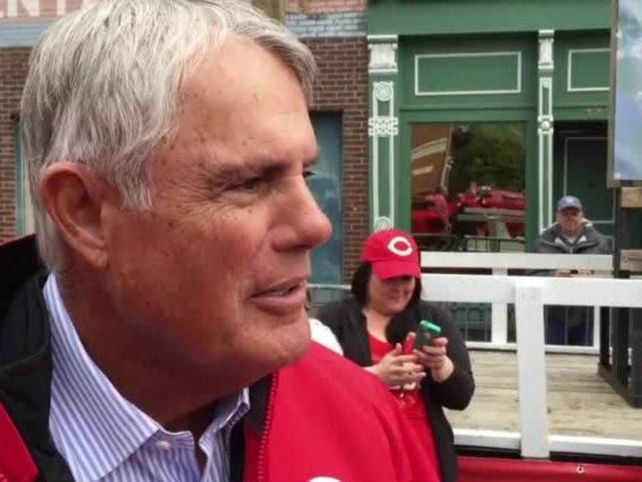 Lou Piniella checks in from the Opening Day Parade