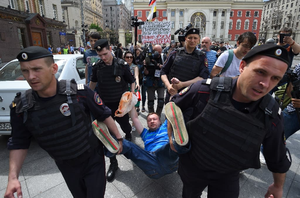 Russian police hold gay activists at unauthorised rally